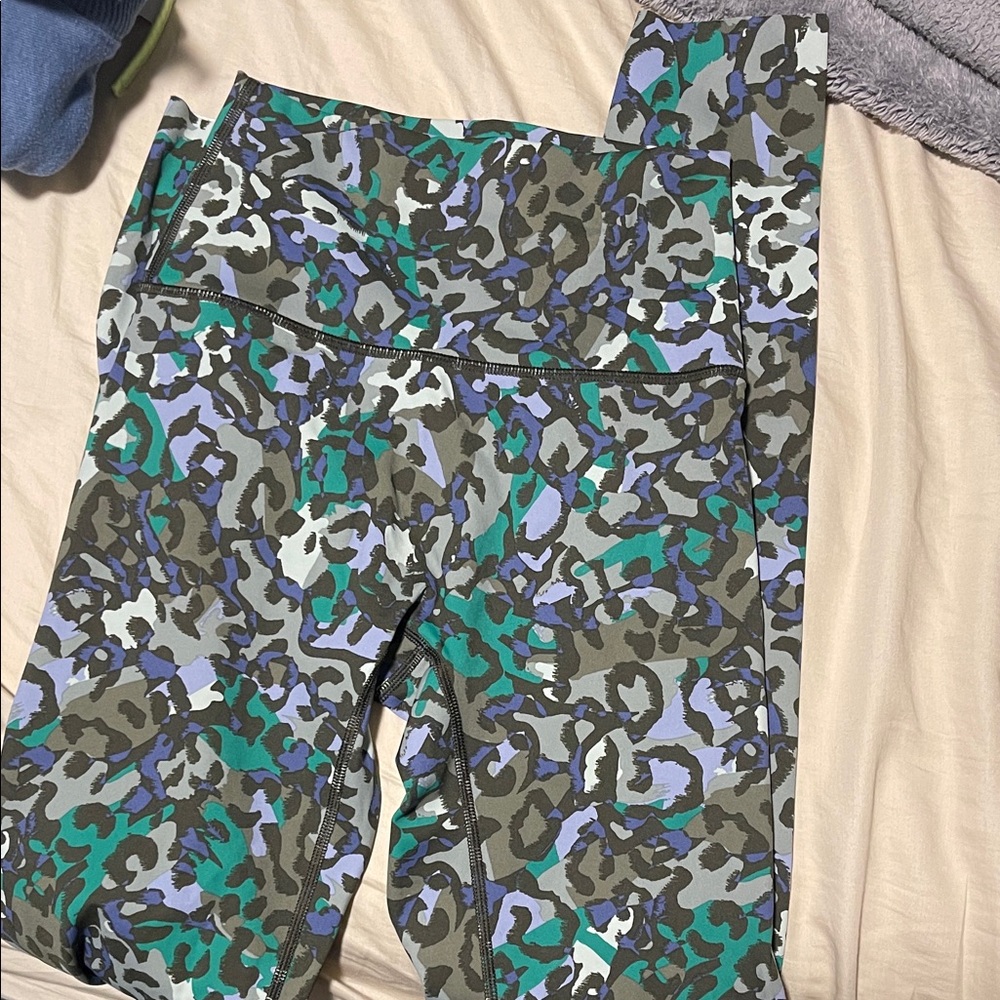 Aerie Multicolor Leopard Print Leggings